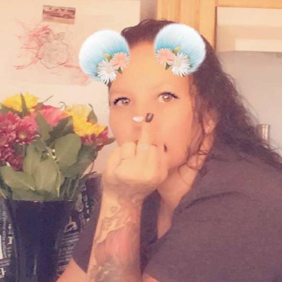 Meet your Posher, Tracy - Picture 1 of 1